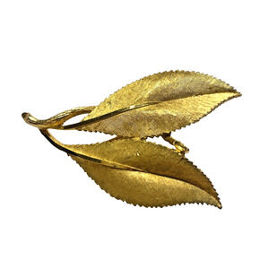 BSK Goldtone Brooch Vintage Mid Century Designer Jewelry Leaf Shape Textured Pin